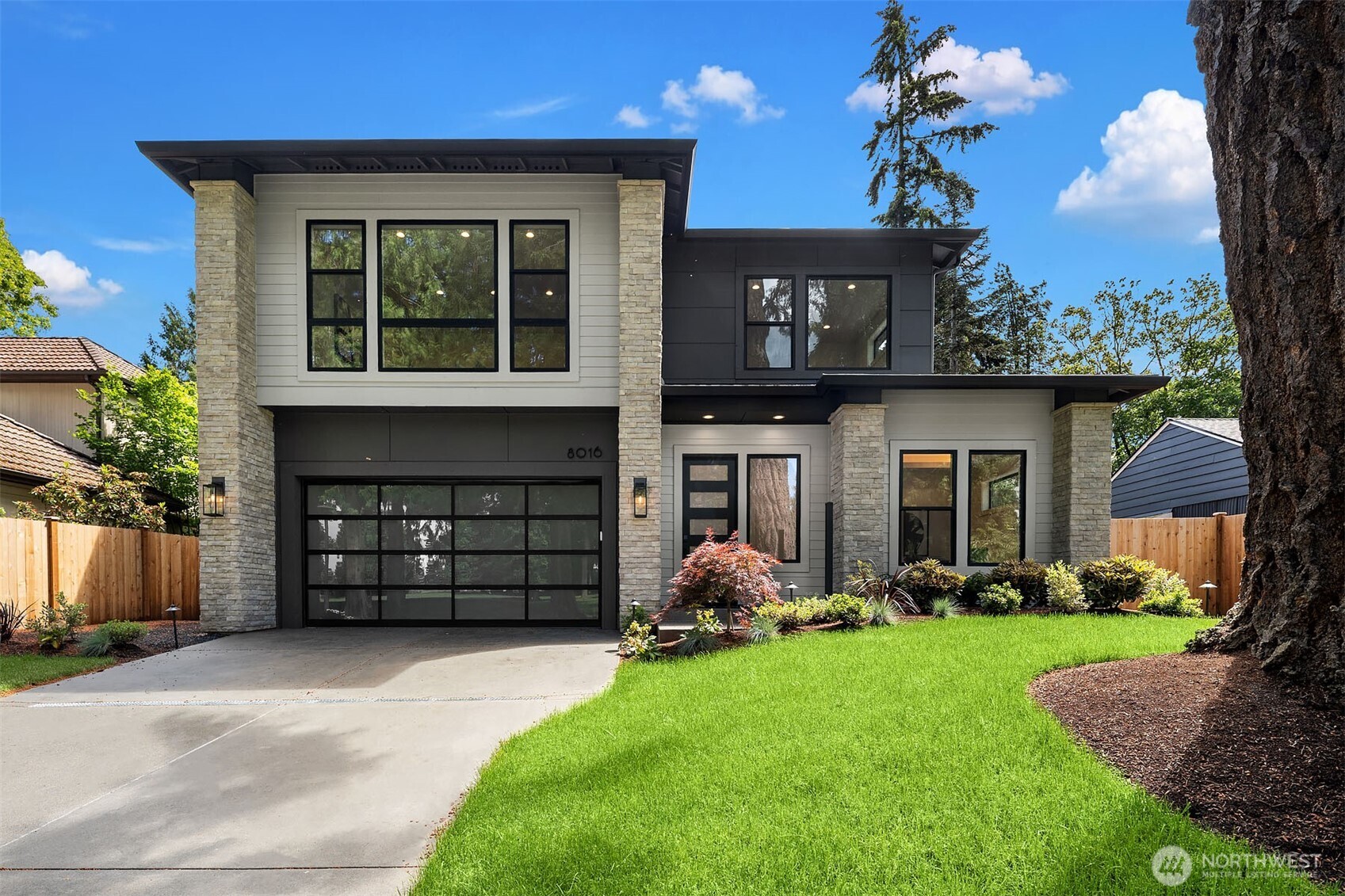 8016 Fairway Drive