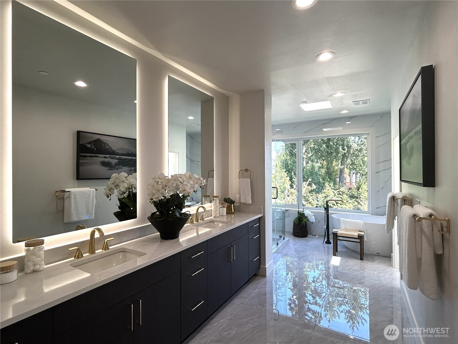 8243 W Mercer Way Property Photo 19