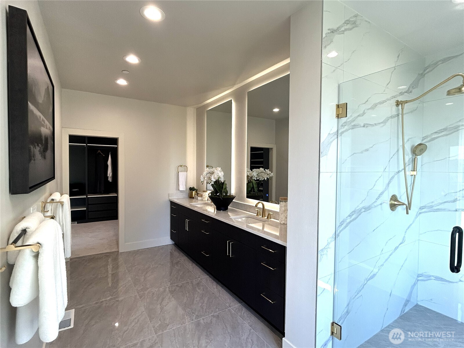 8243 W Mercer Way Property Photo 20