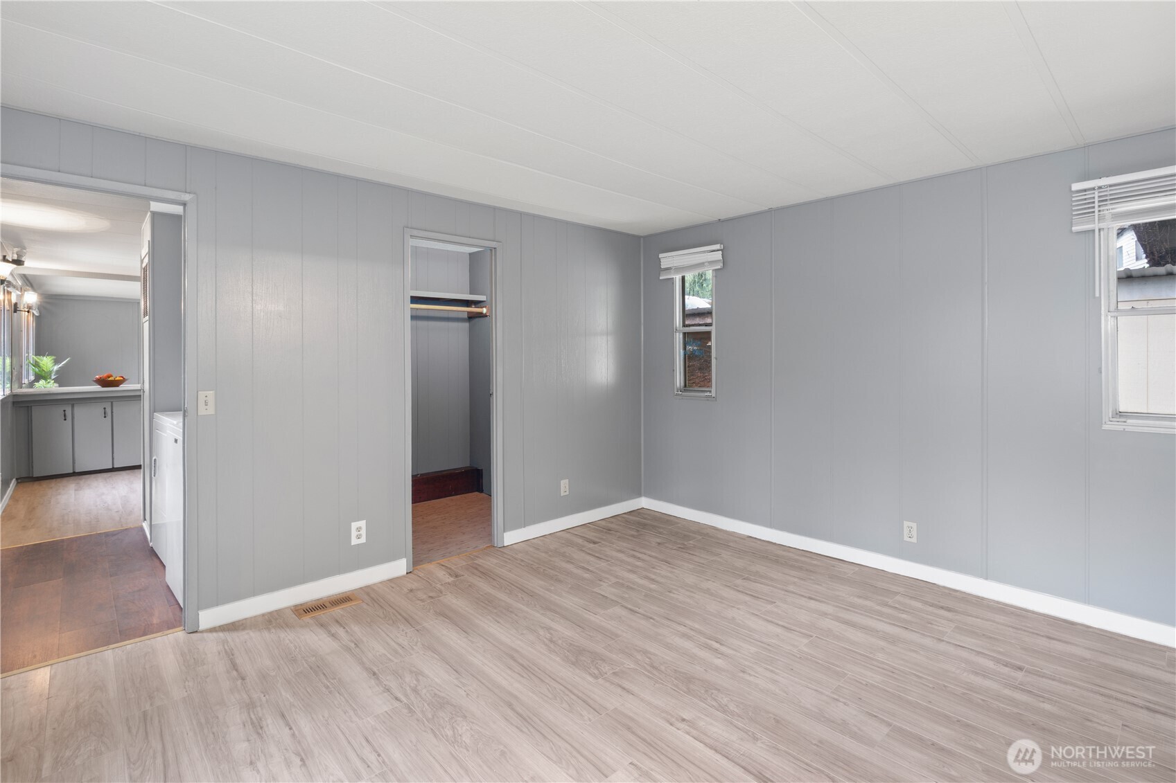 2284 Yew Street Road E-1 Property Photo 11