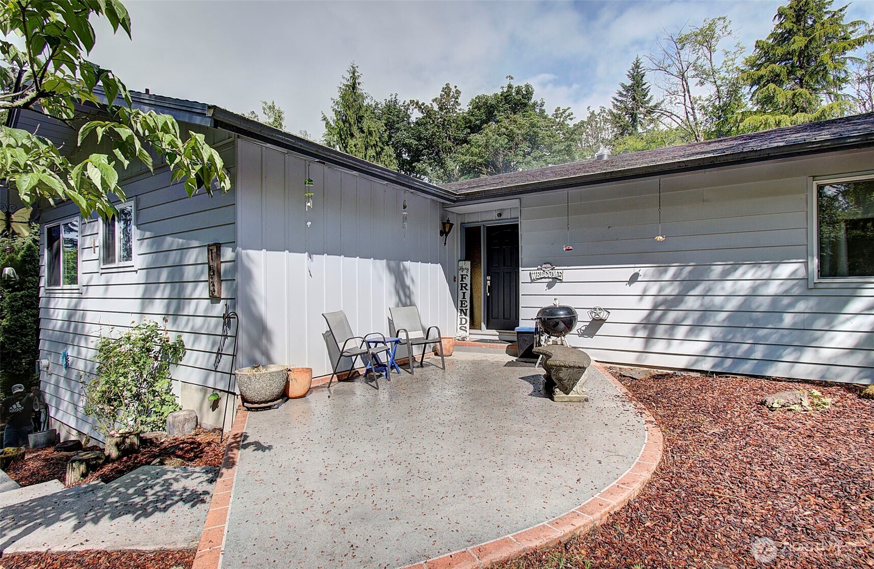 153 Monticello Drive Property Photo 1