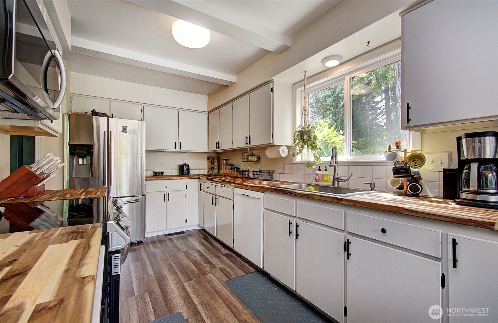 153 Monticello Drive Property Photo 10