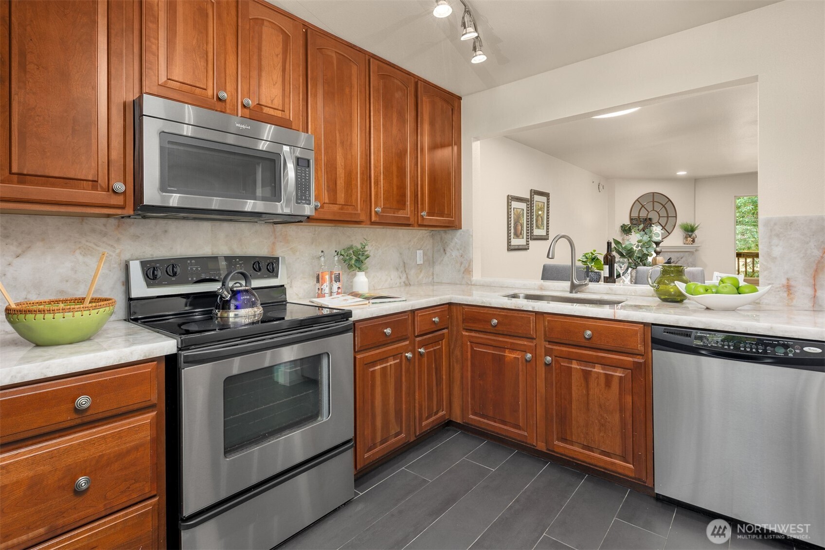 515 Newport Way B3 Property Photo 3