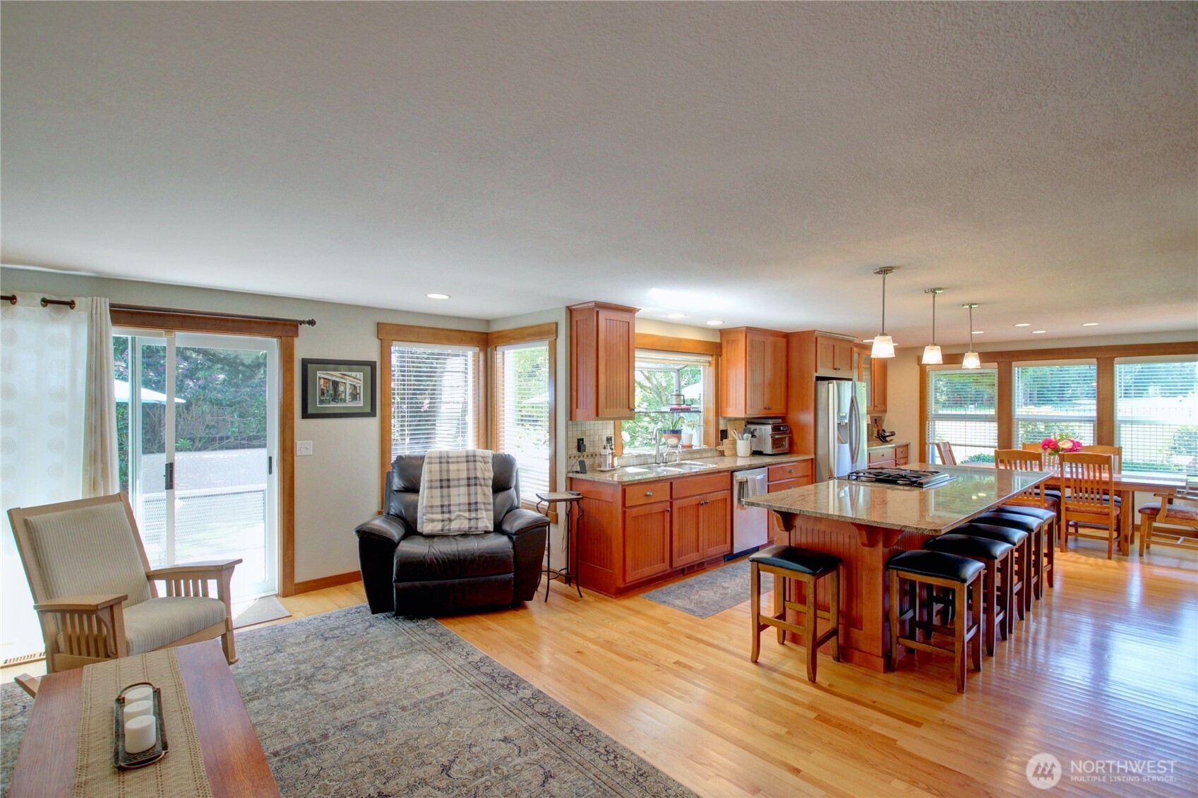 12270 Maple Crest Drive Property Photo 2