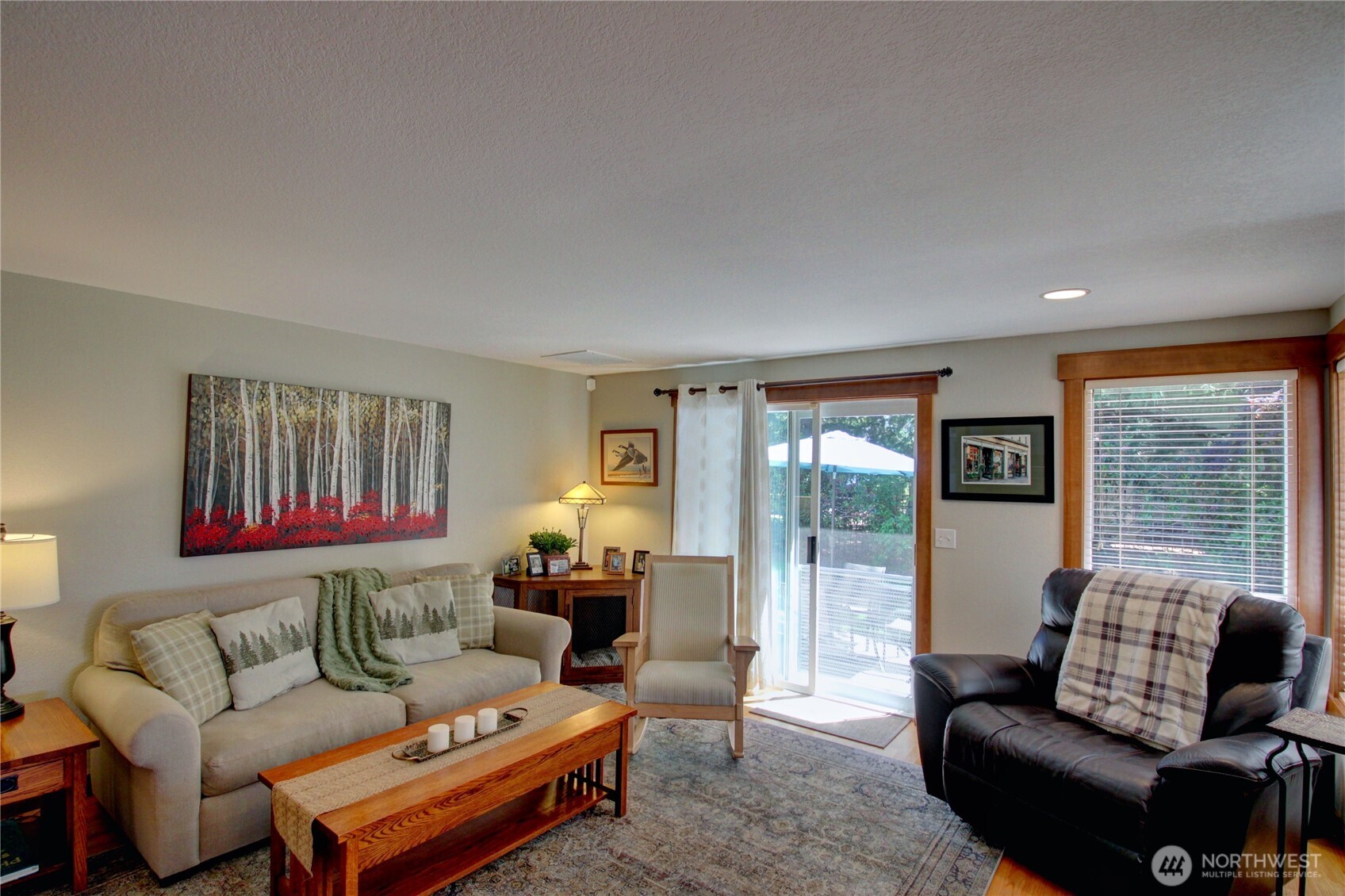 12270 Maple Crest Drive Property Photo 5