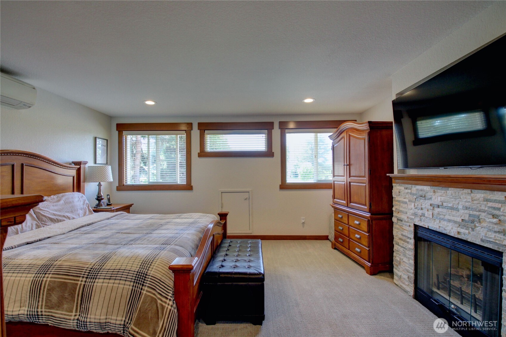 12270 Maple Crest Drive Property Photo 13