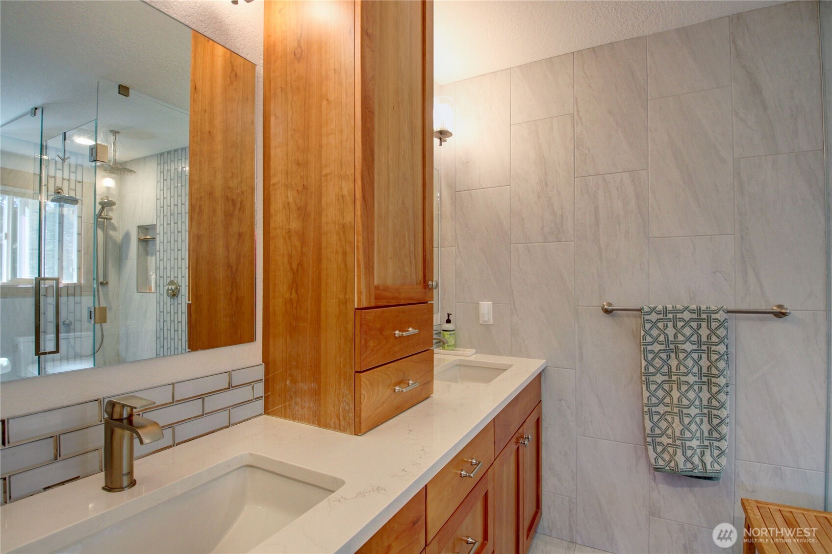 12270 Maple Crest Drive Property Photo 14