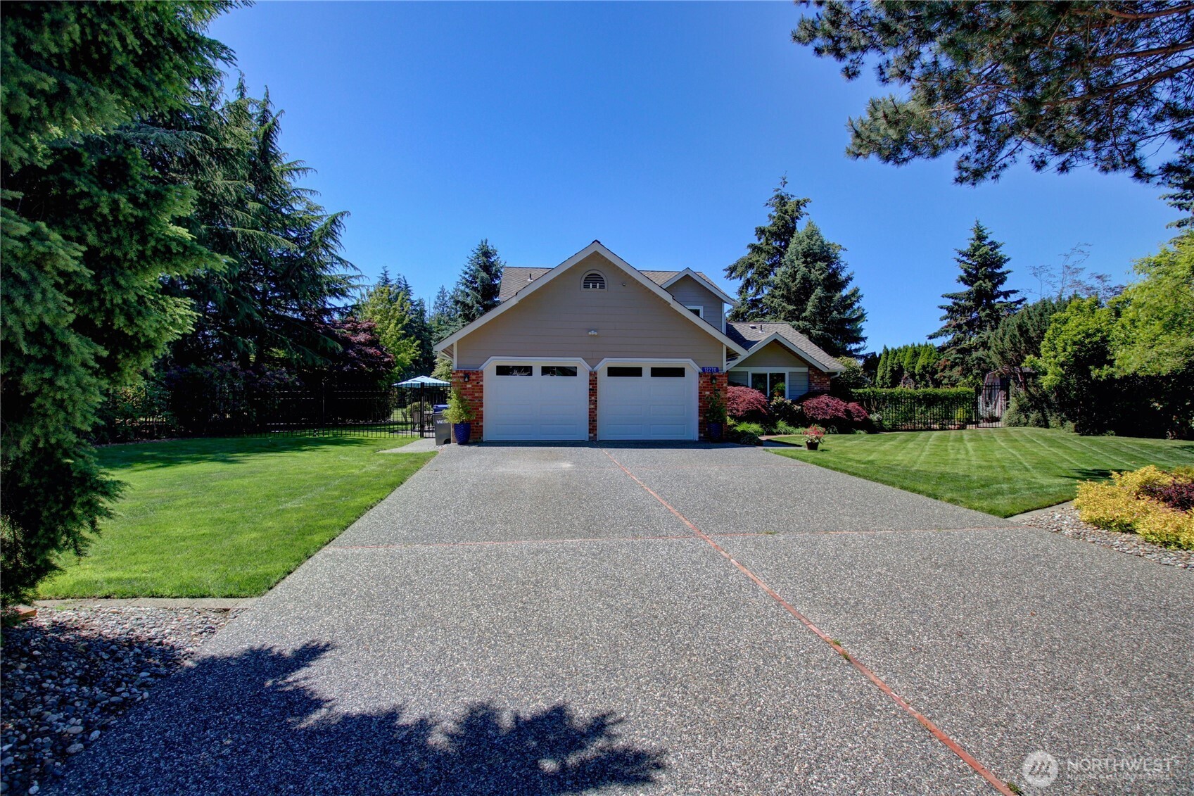 12270 Maple Crest Drive Property Photo 30