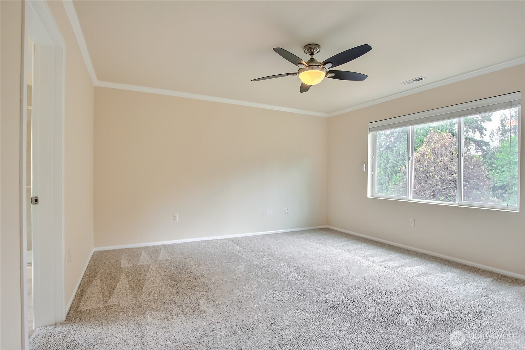 14011 2nd Avenue Property Photo 26