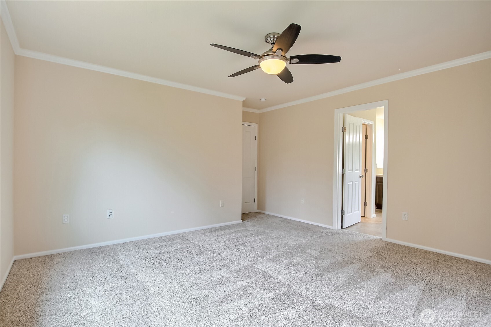 14011 2nd Avenue Property Photo 27