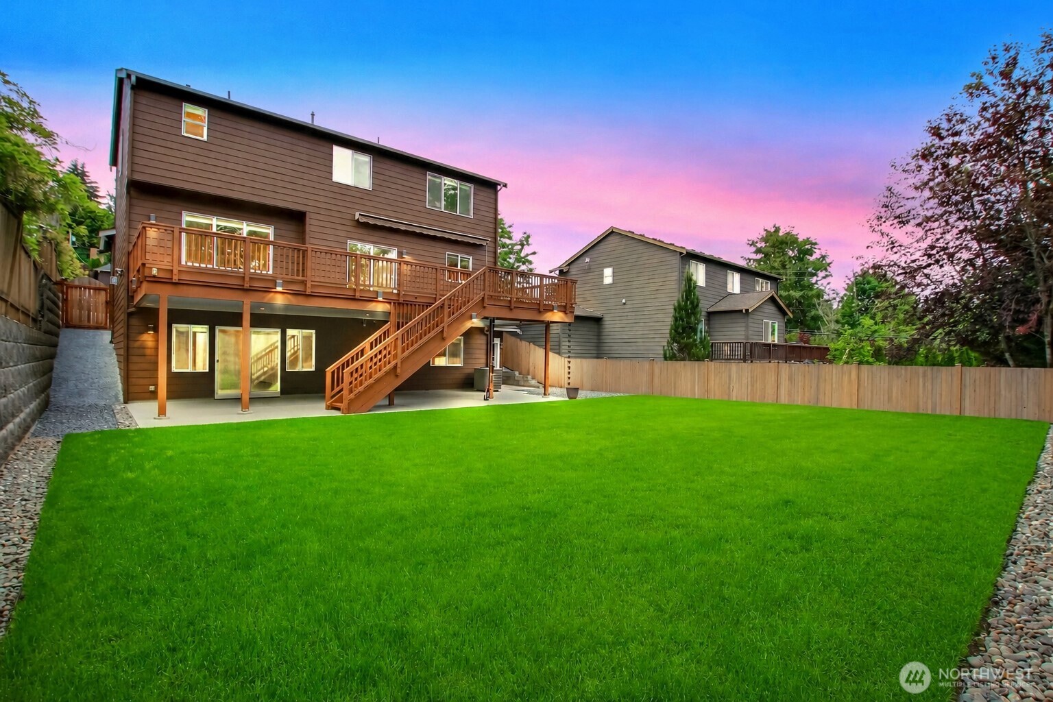 14011 2nd Avenue Property Photo 35