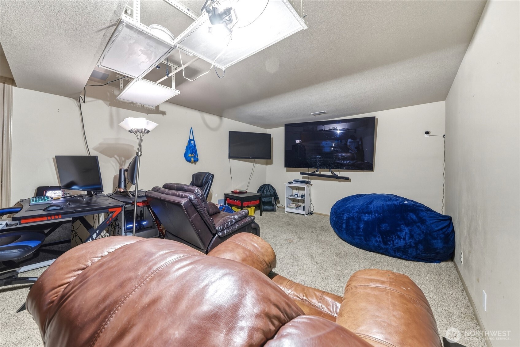1001 Southview Property Photo 27