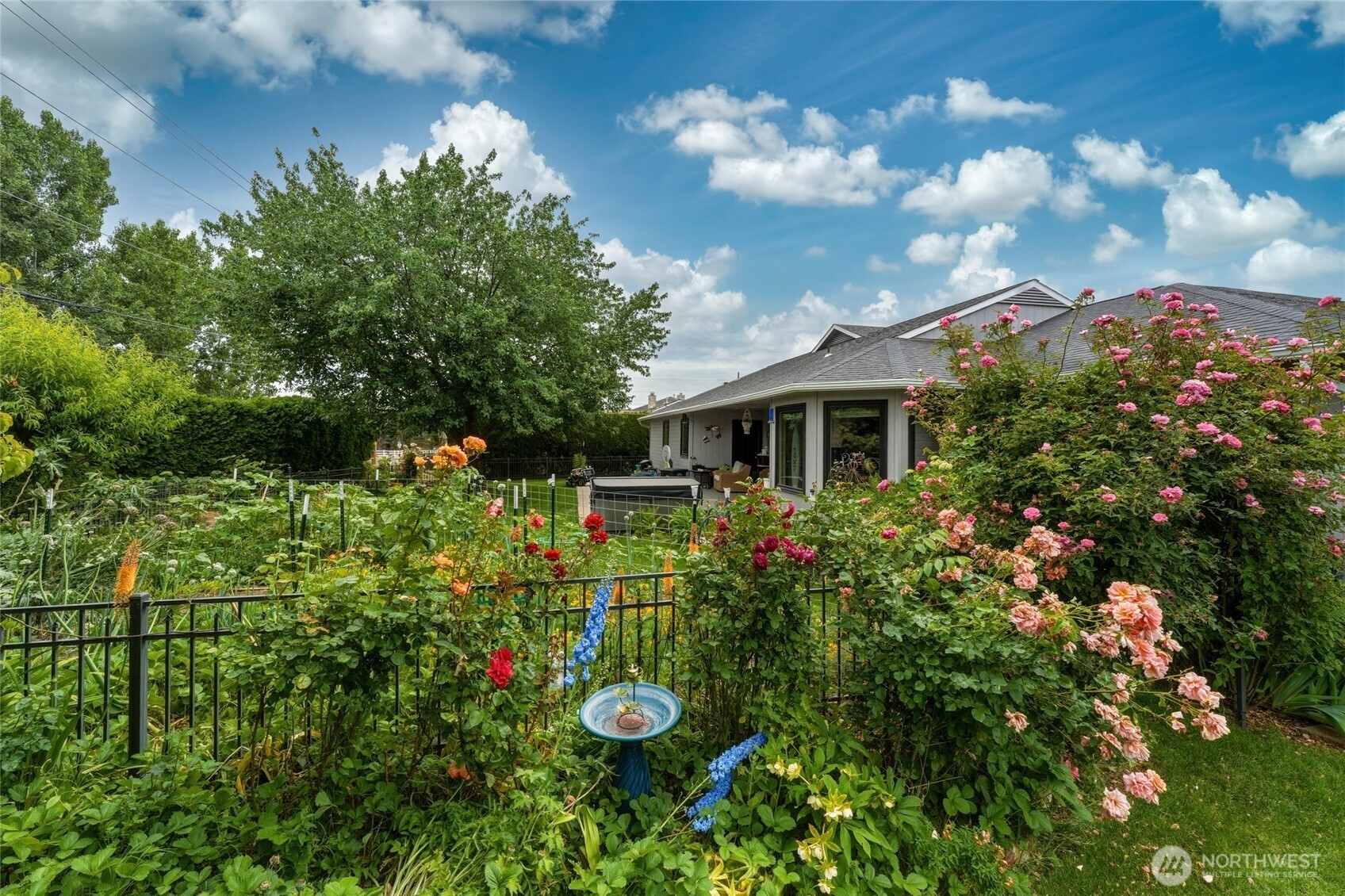 1001 Southview Property Photo 39