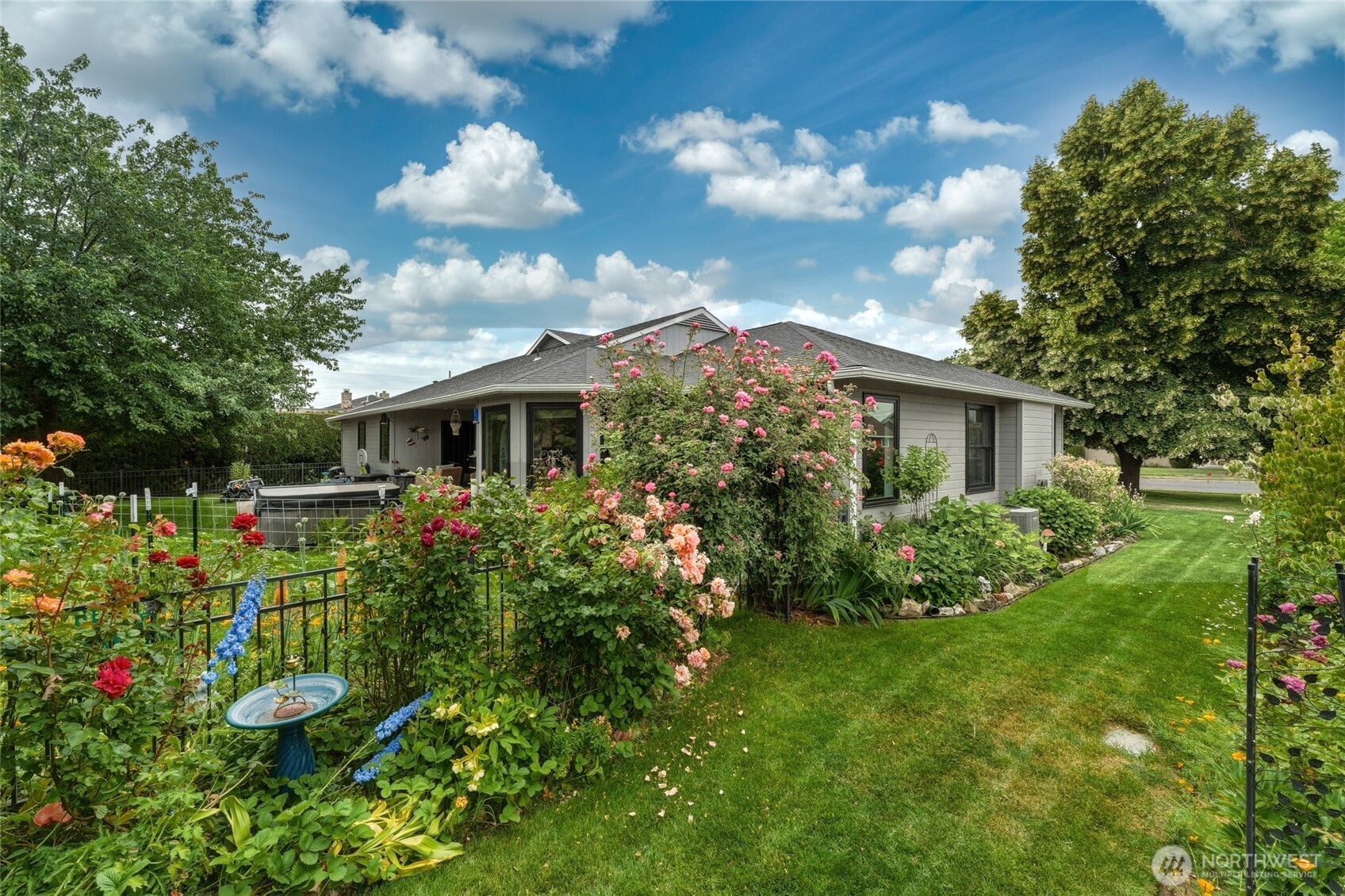 1001 Southview Property Photo 40