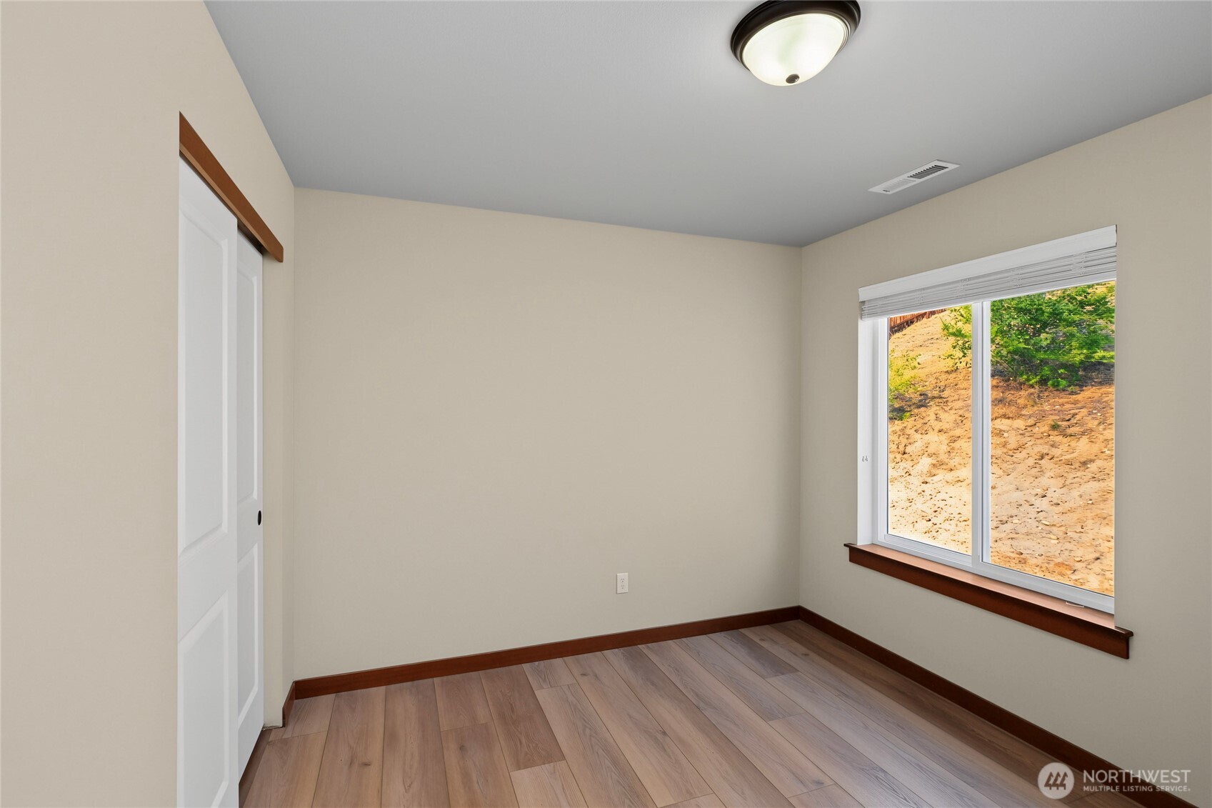 3143 Nw Delcon Court Property Photo 29
