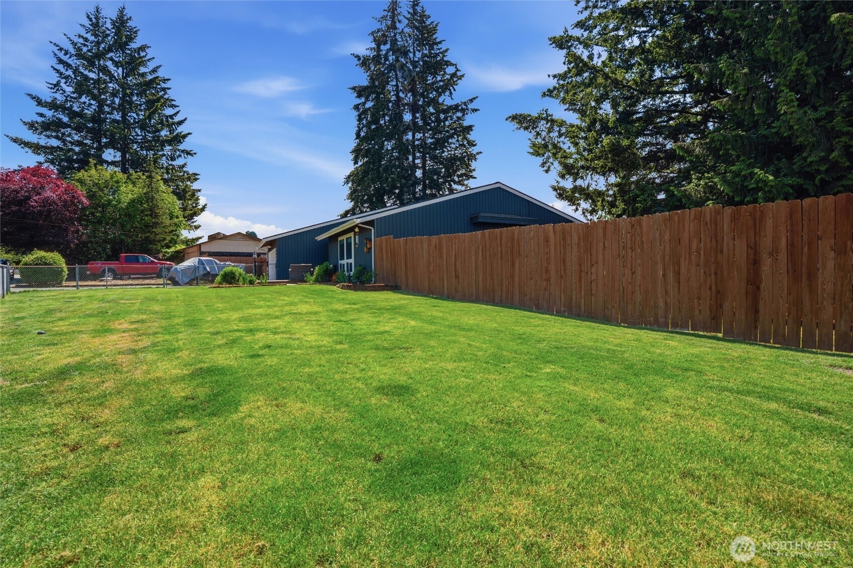 2440 Lincoln Avenue Property Photo 4