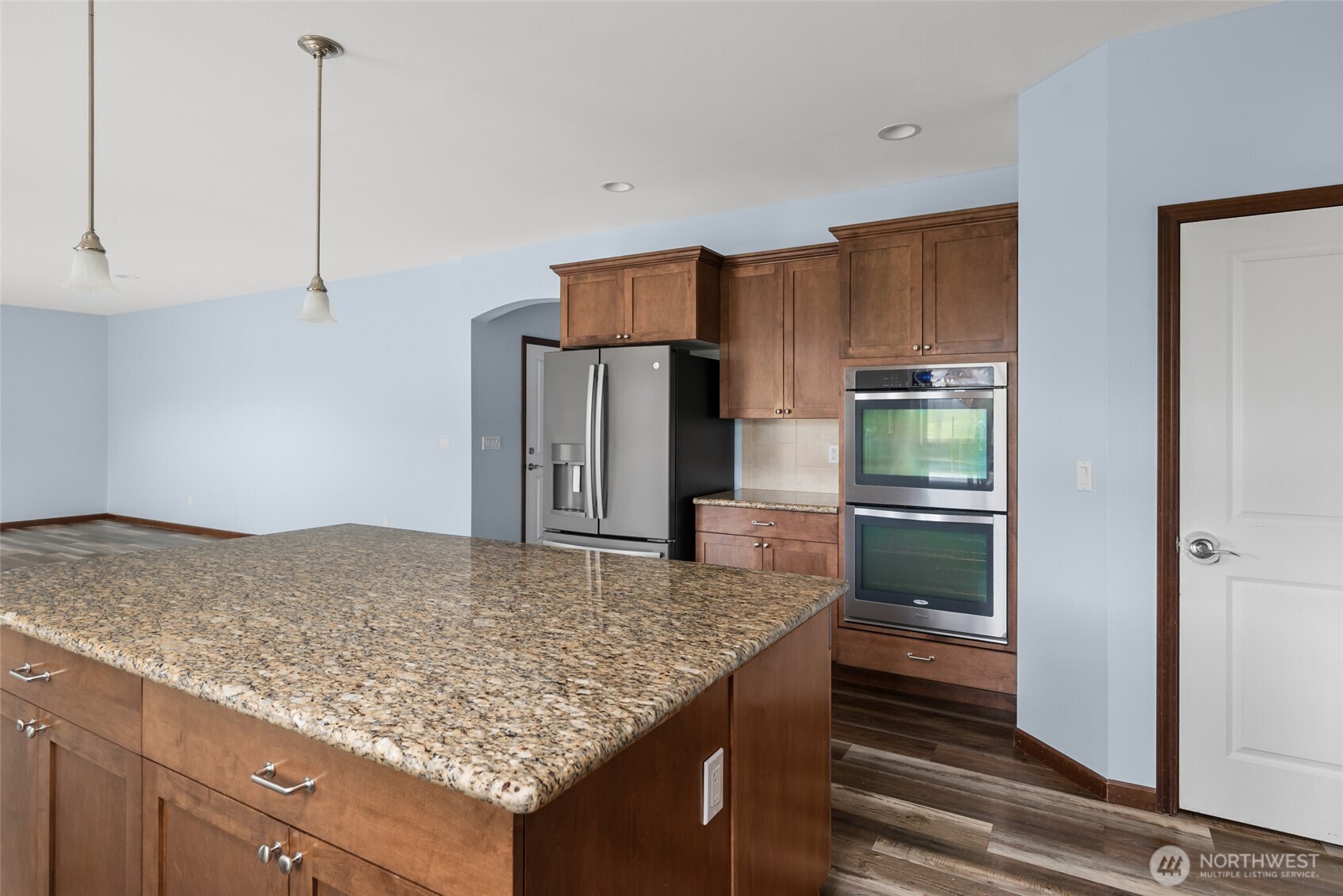 1033 Lyle Ridge Circle Property Photo 9