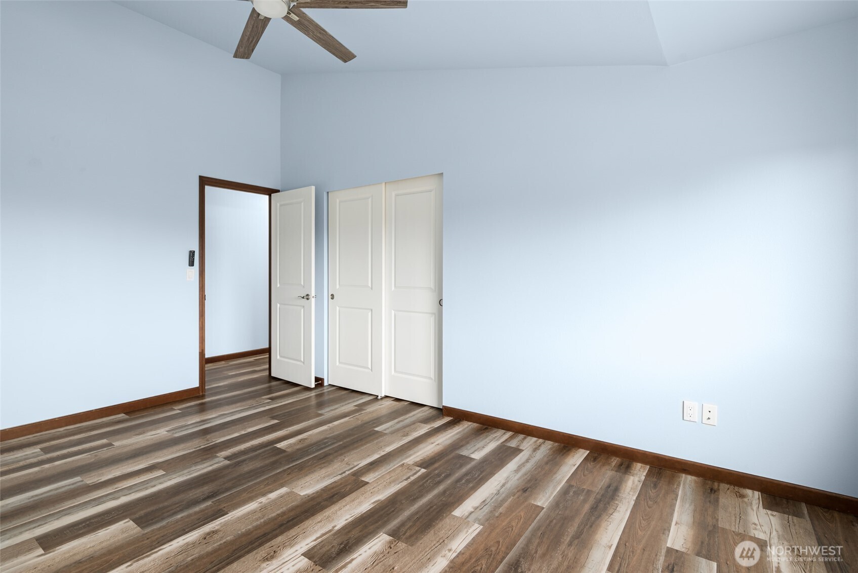 1033 Lyle Ridge Circle Property Photo 18