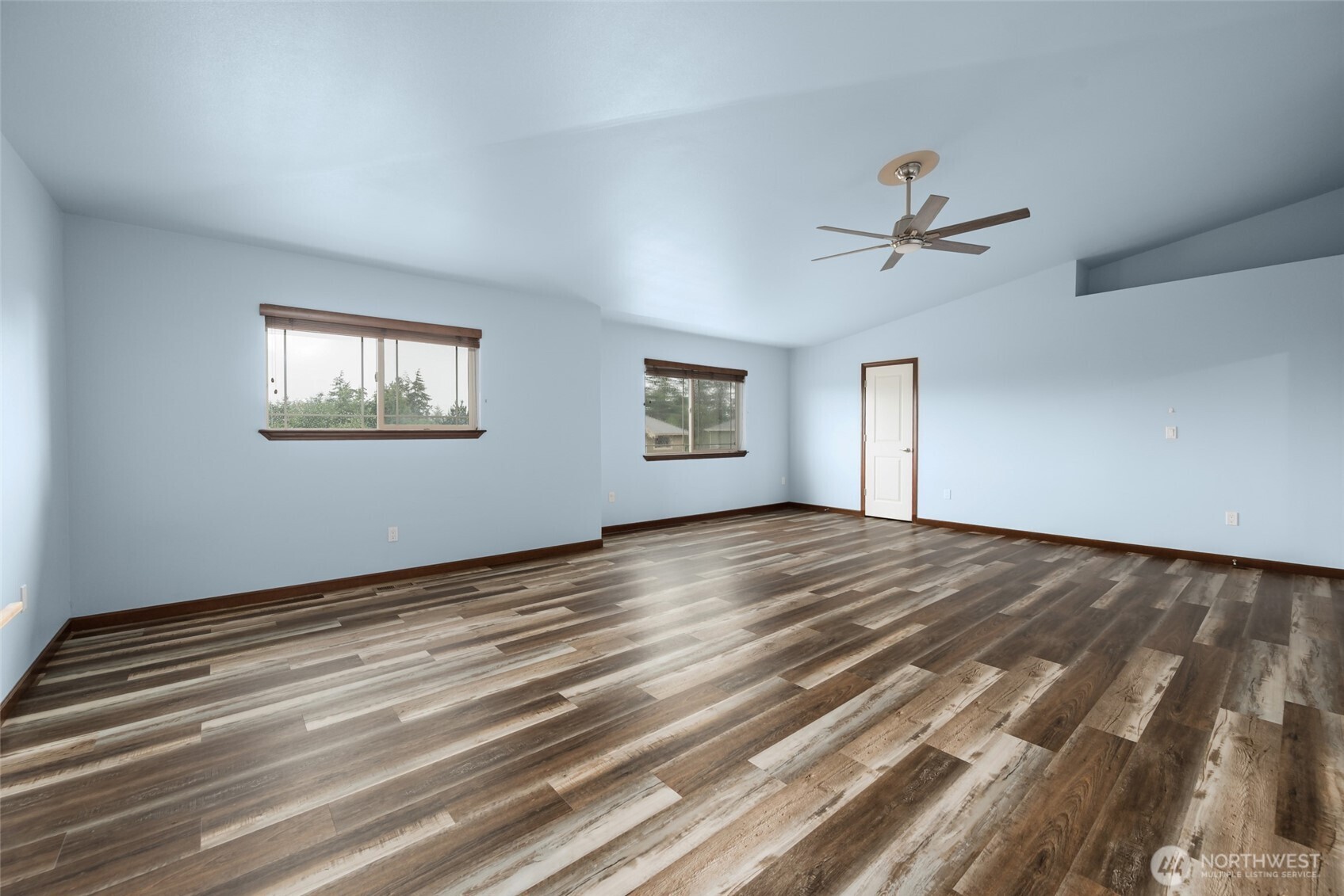 1033 Lyle Ridge Circle Property Photo 21