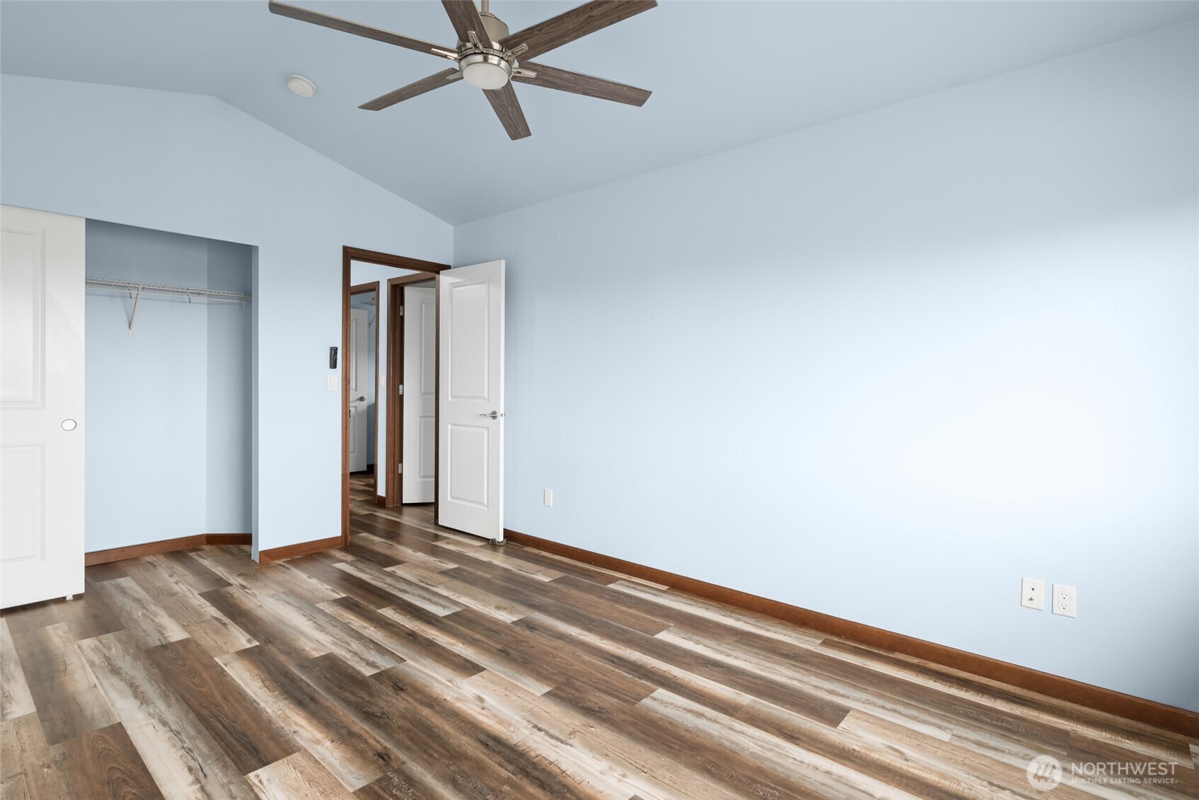 1033 Lyle Ridge Circle Property Photo 22