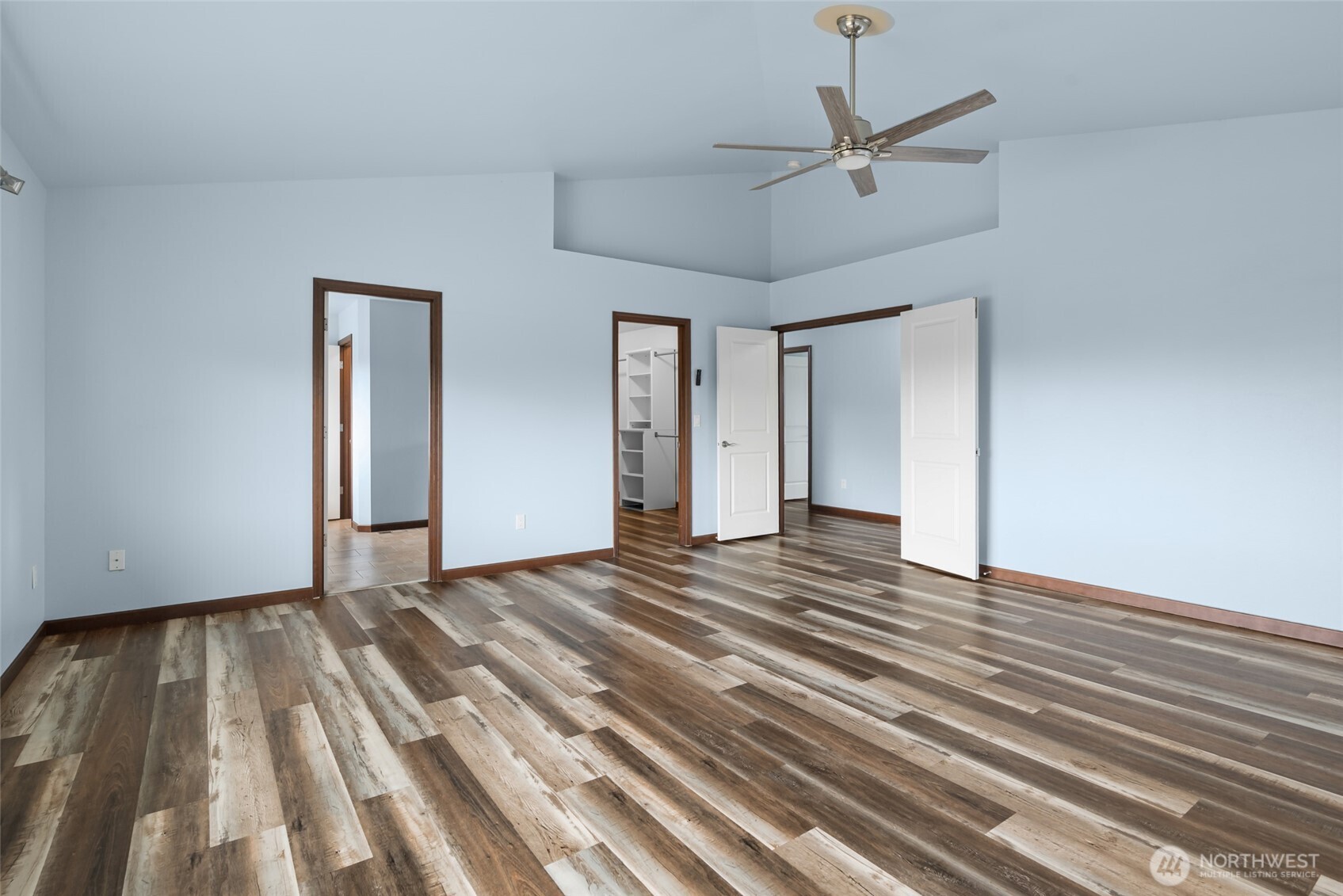 1033 Lyle Ridge Circle Property Photo 27