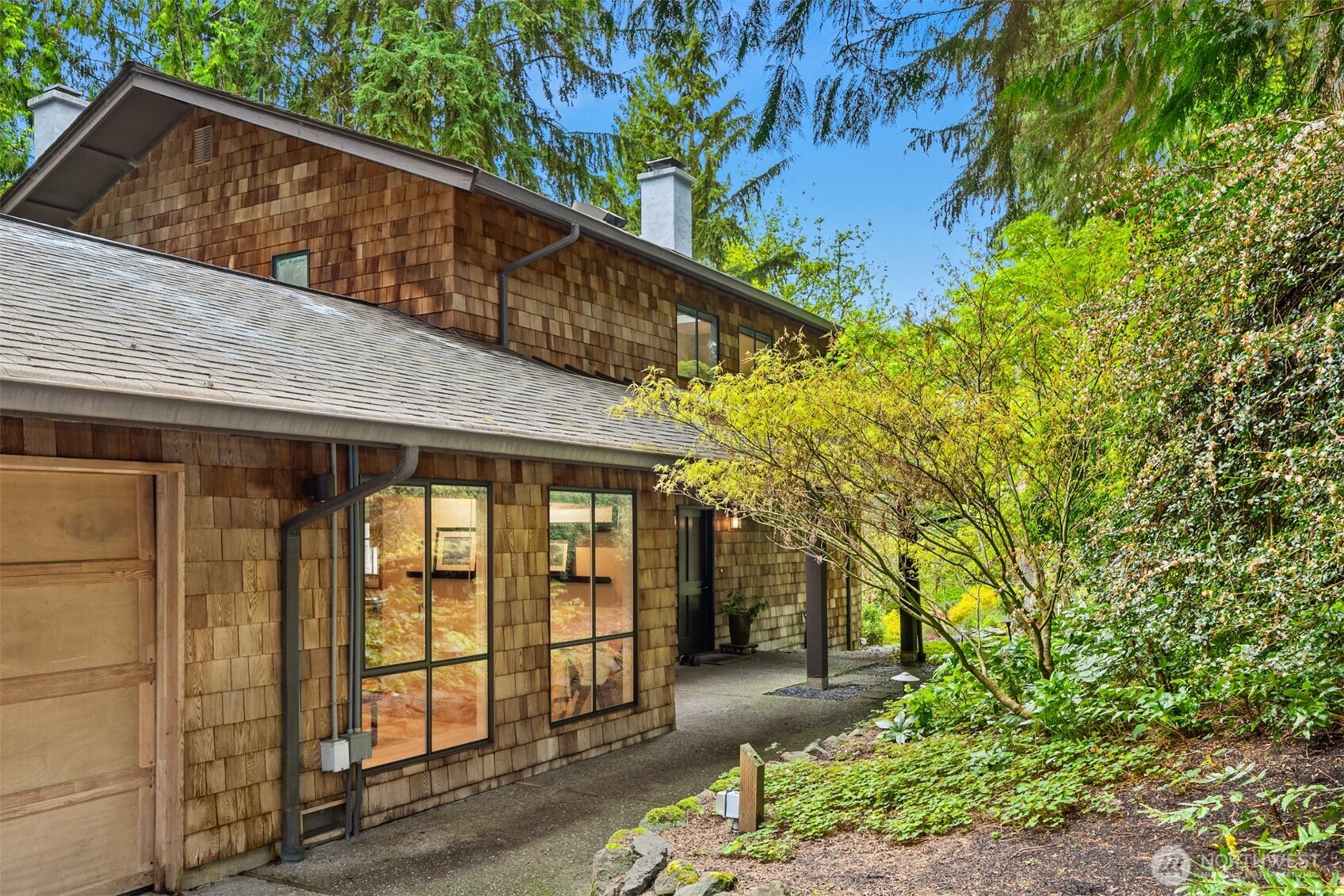 8151 Ne Hidden Cove Road Property Photo 3