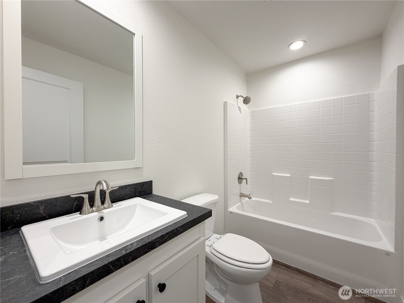 4561 Windemere Street Property Photo 8