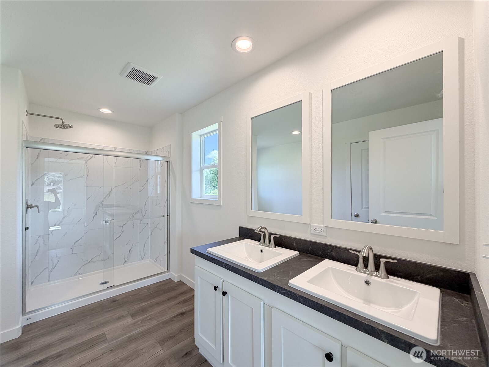 4561 Windemere Street Property Photo 11