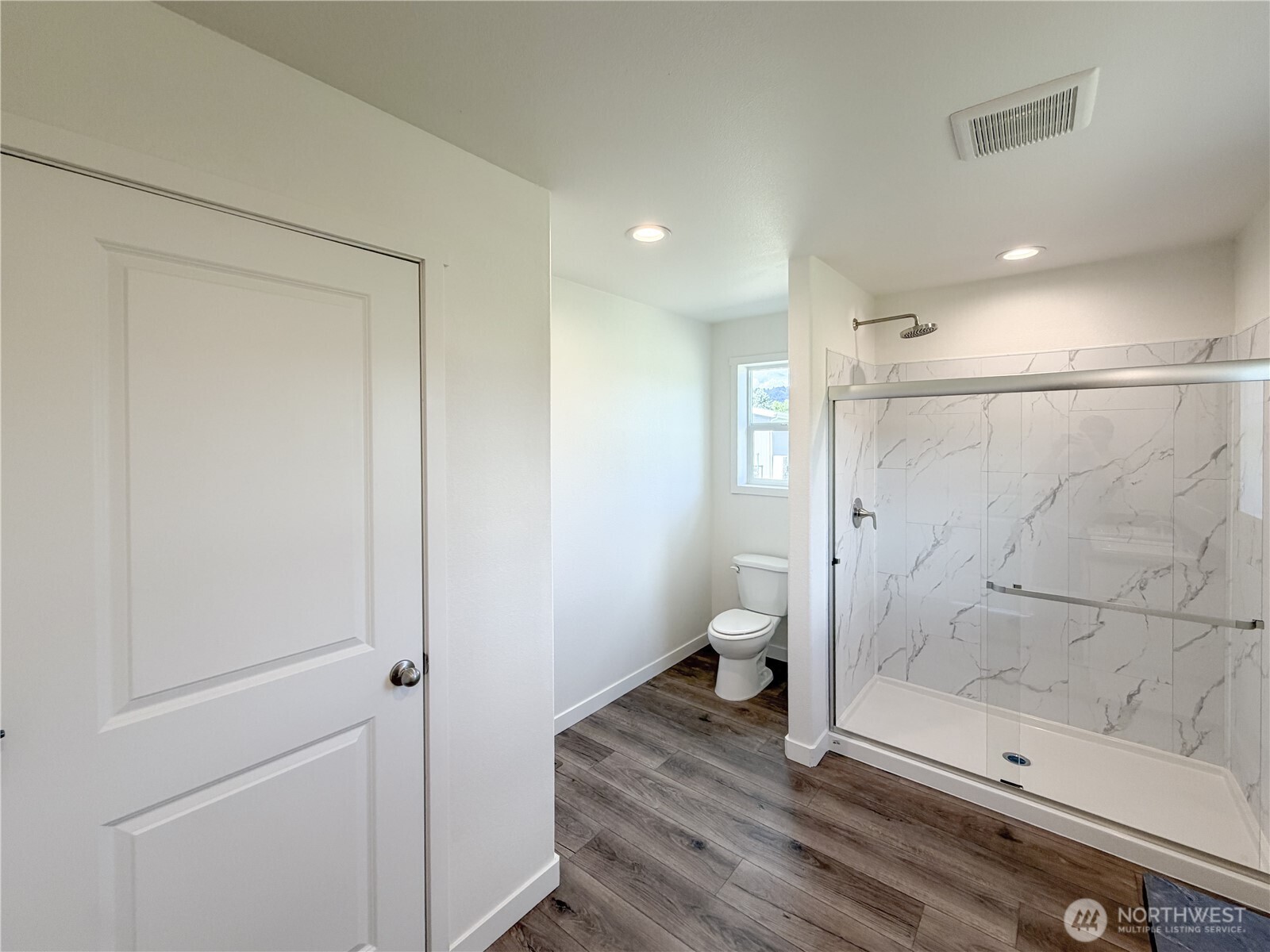 4561 Windemere Street Property Photo 12