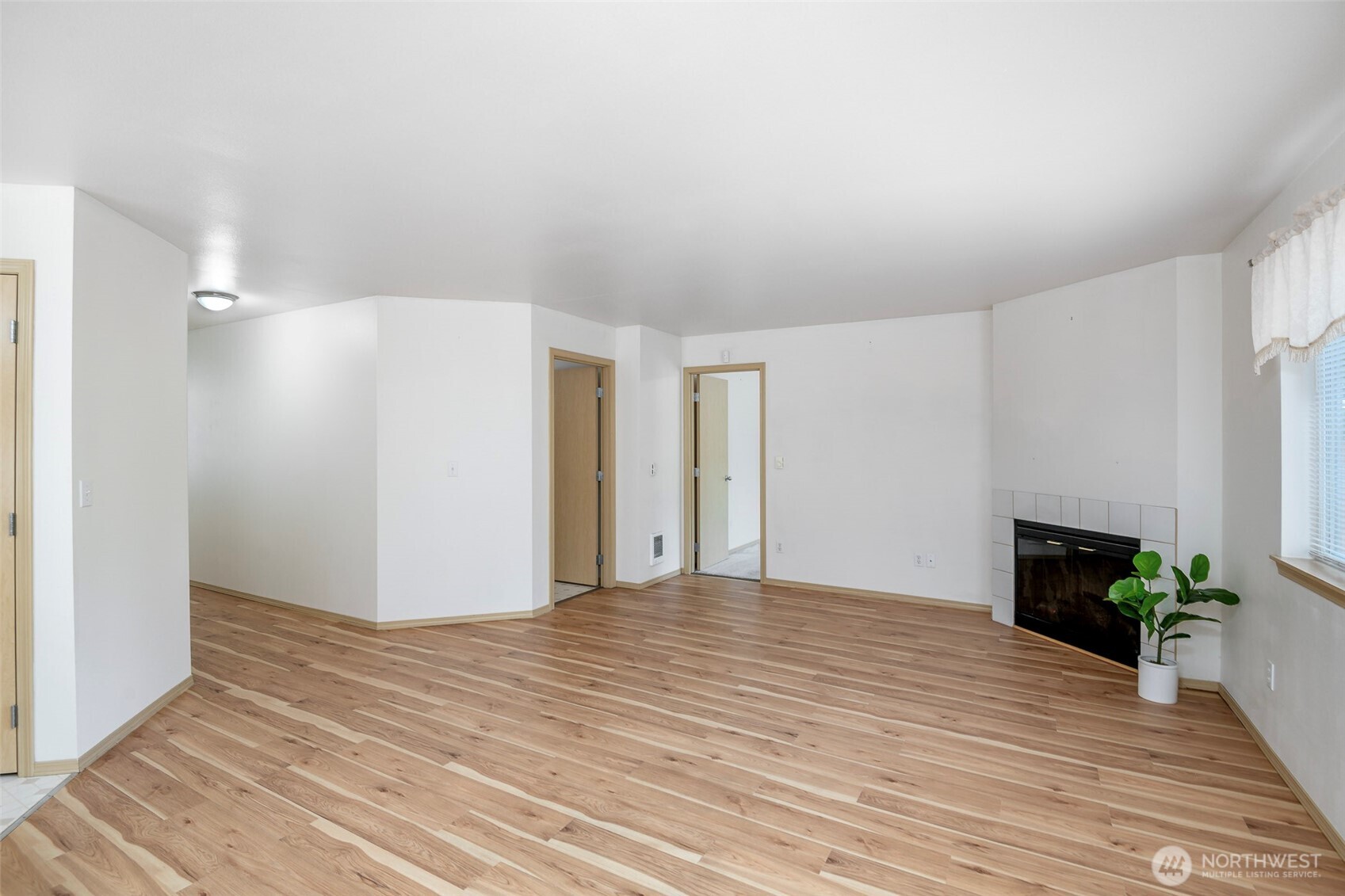 11809 5th Avenue Ct Property Photo 7