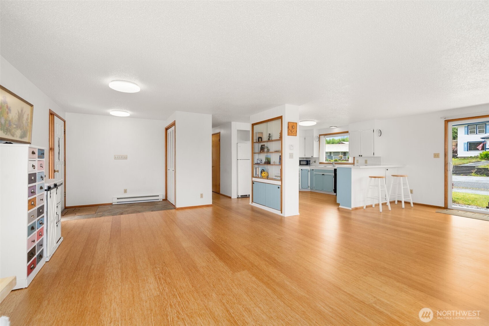 209 Harrison Street Property Photo 9
