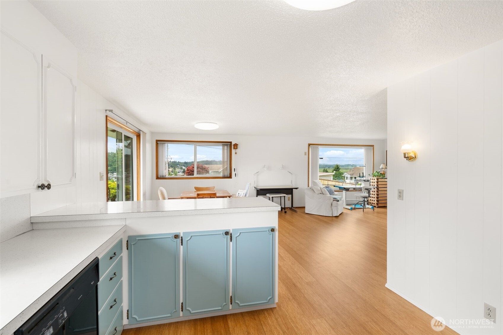 209 Harrison Street Property Photo 12