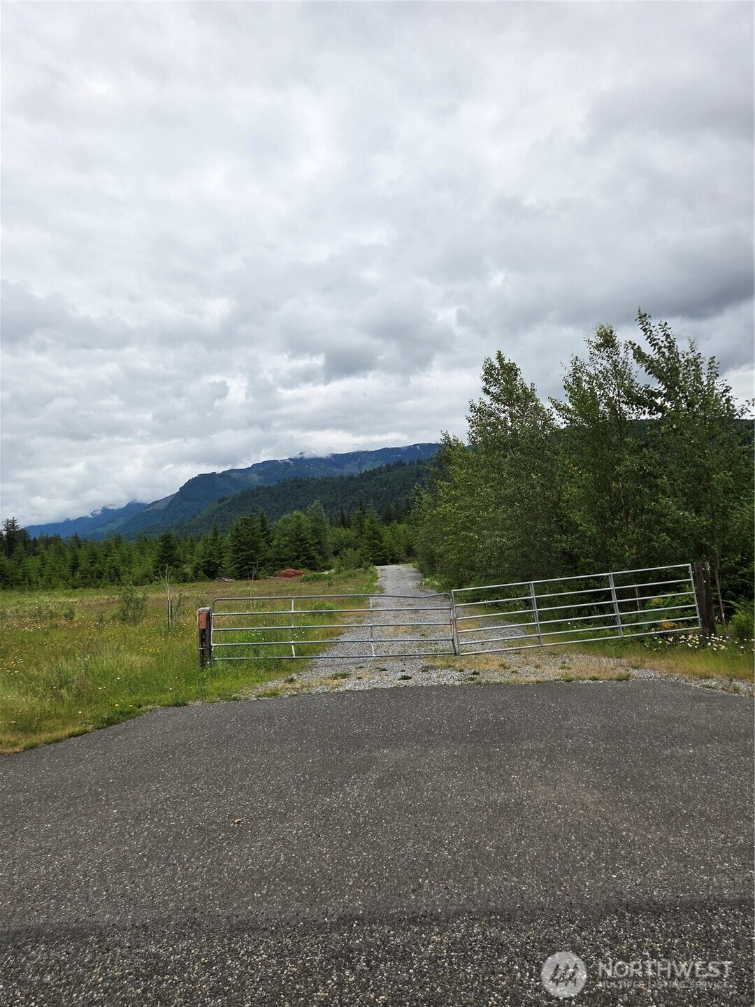 9242 Heady Road Property Photo 1