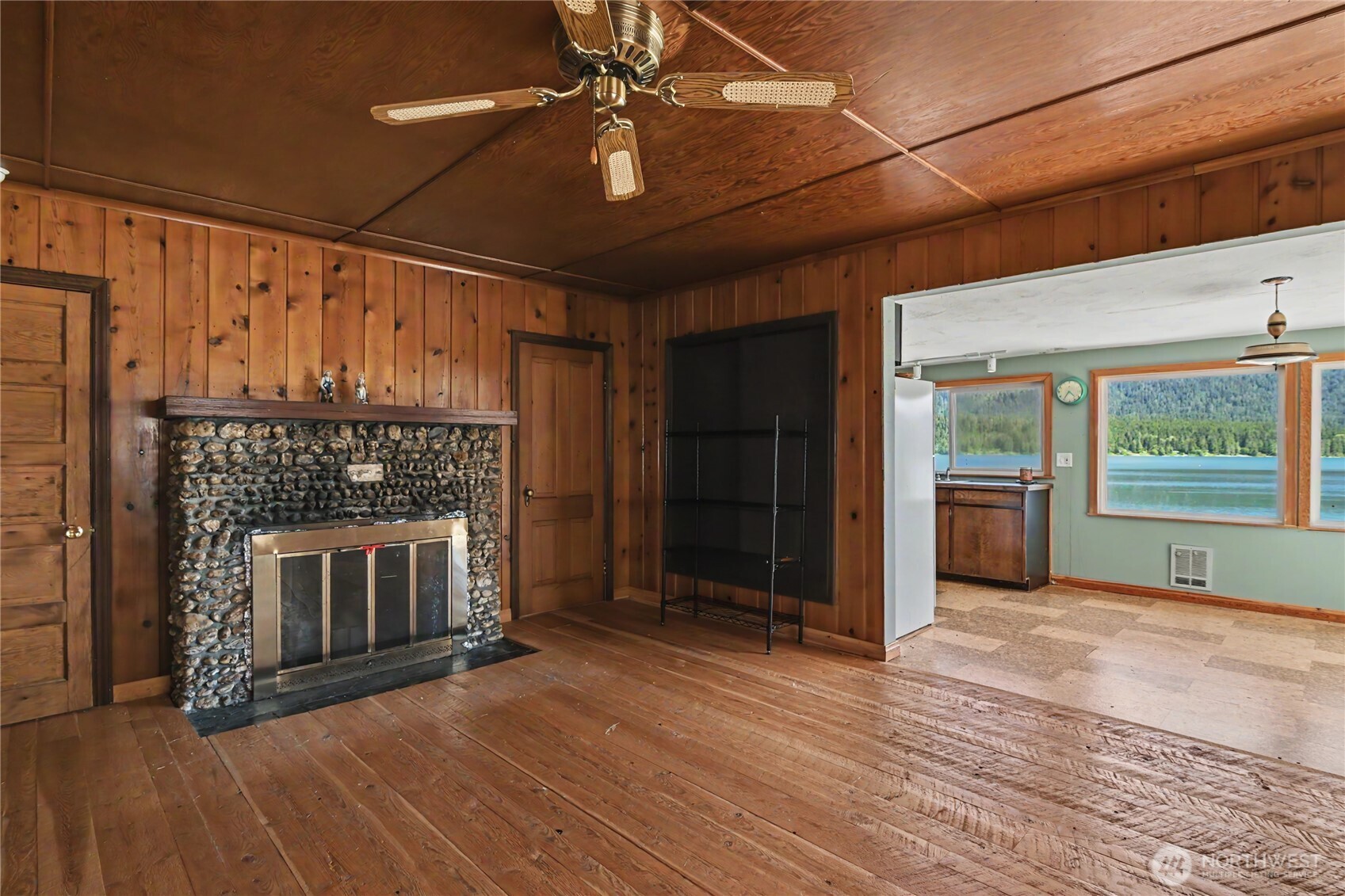 60 Lake Drive Property Photo 5