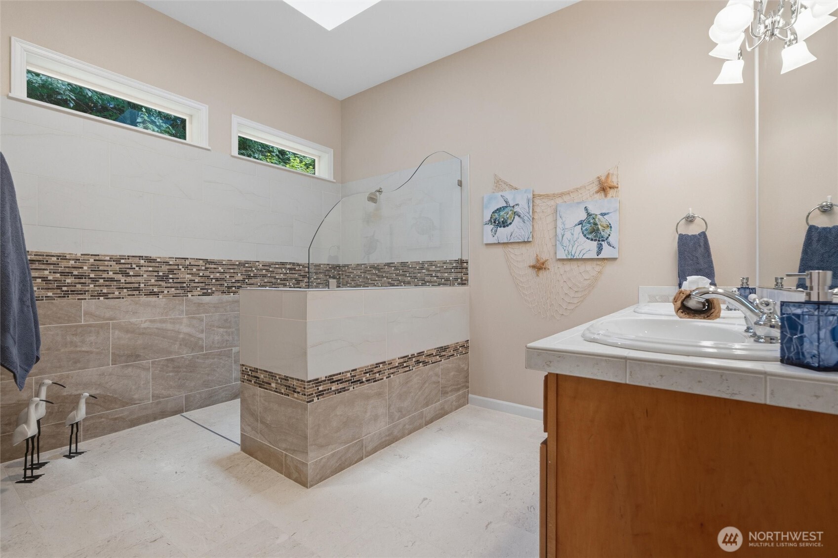 7445 Mccormick Woods Drive Property Photo 17