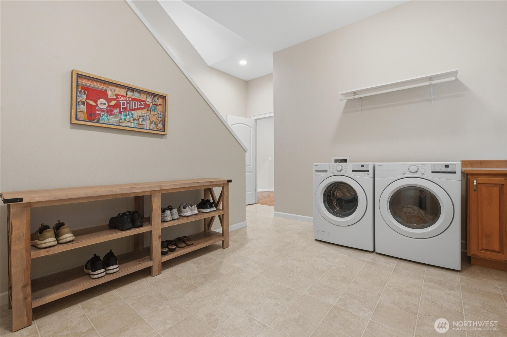 7445 Mccormick Woods Drive Property Photo 24