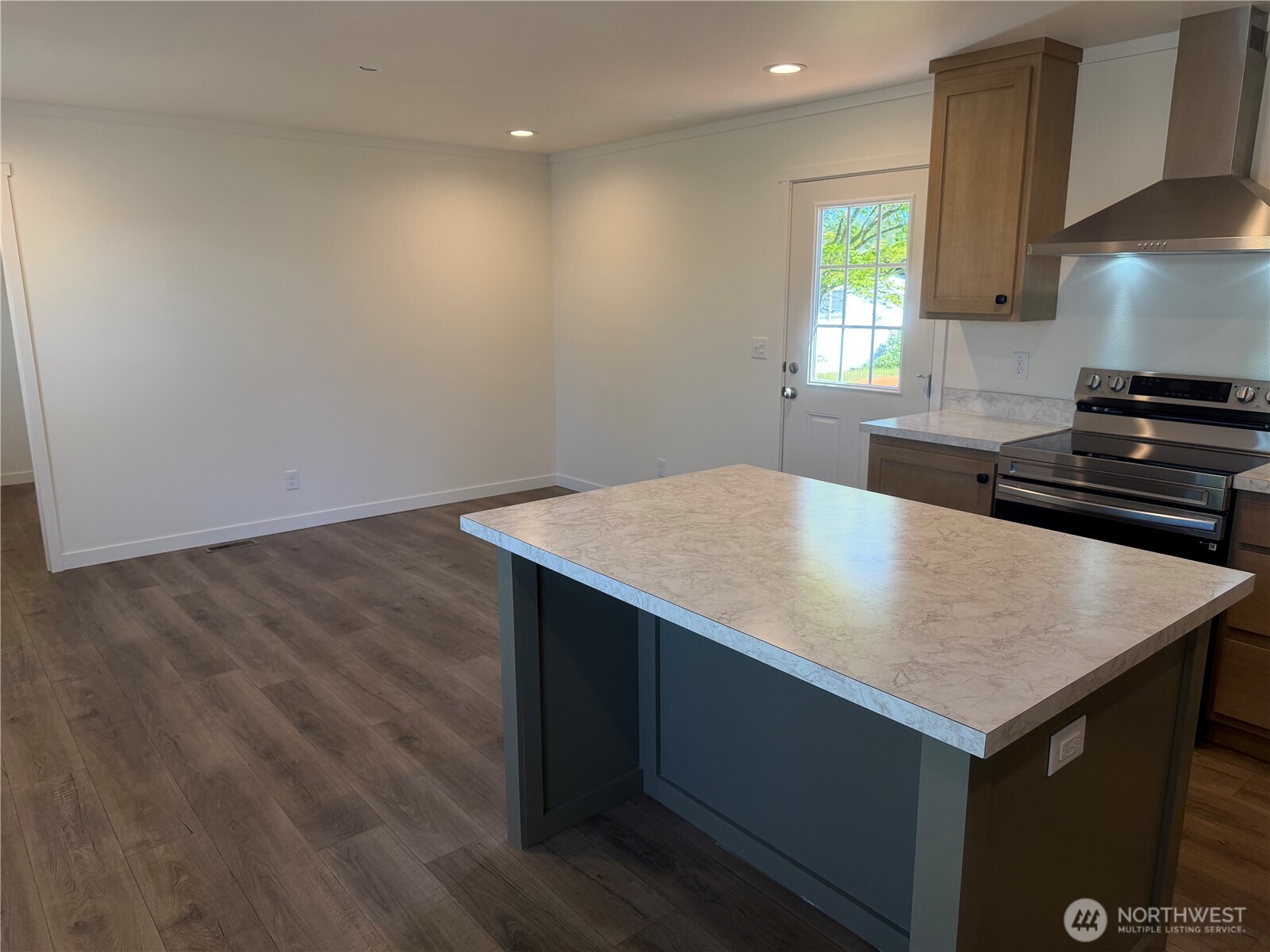 8507 143rd Avenue Ct 30 Property Photo 6