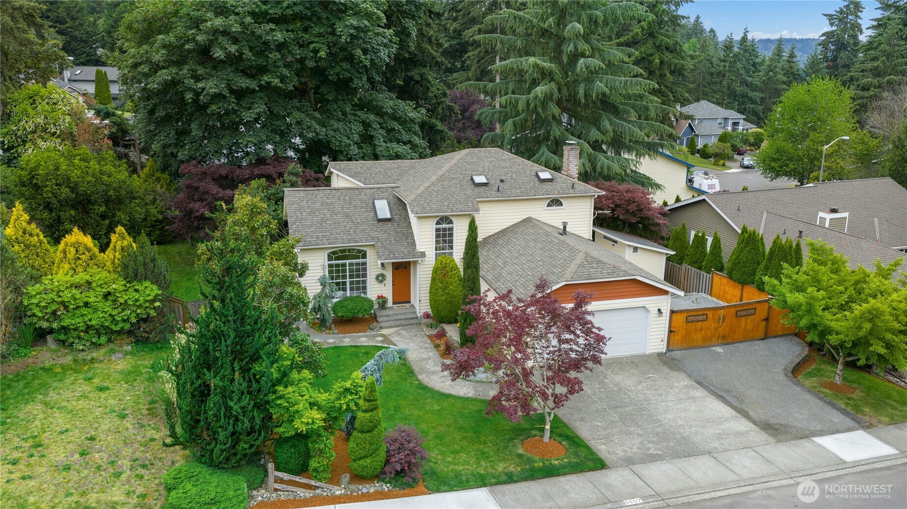 5507 James Avenue Property Photo 1
