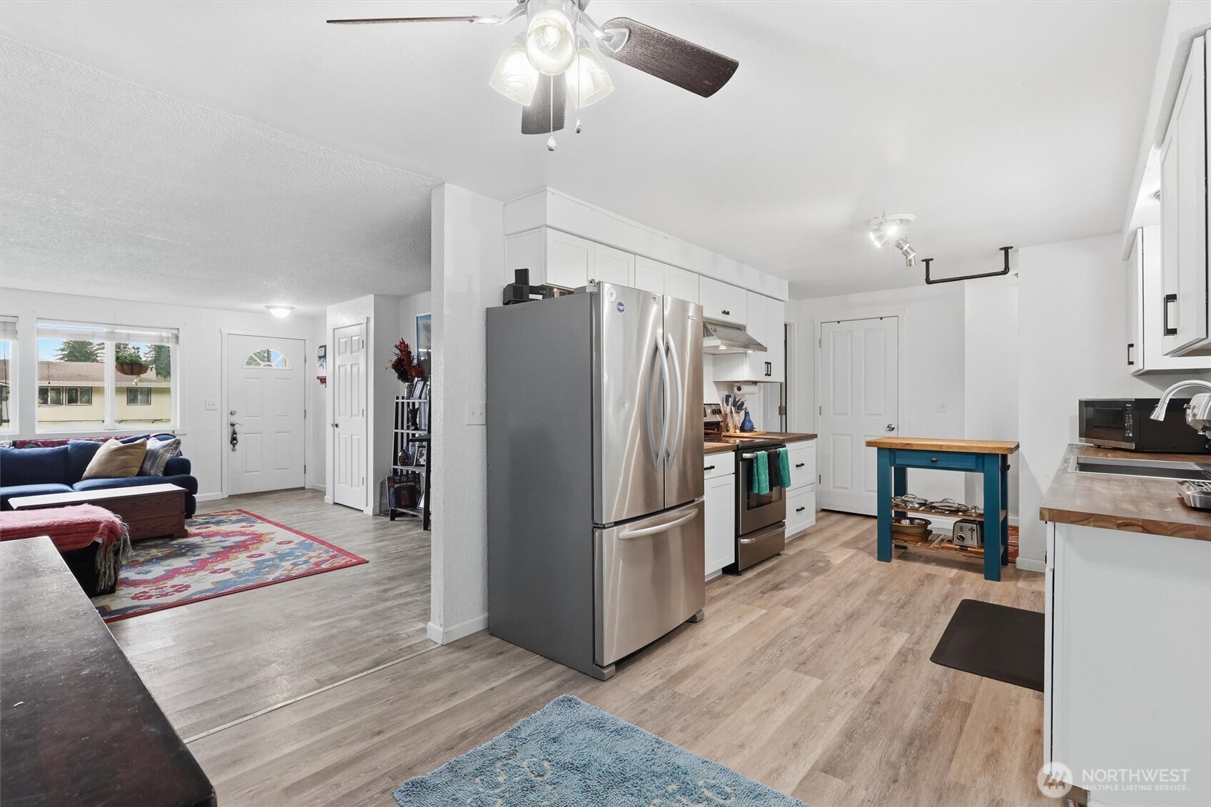 11040 N Skagit Street A & B Property Photo 8