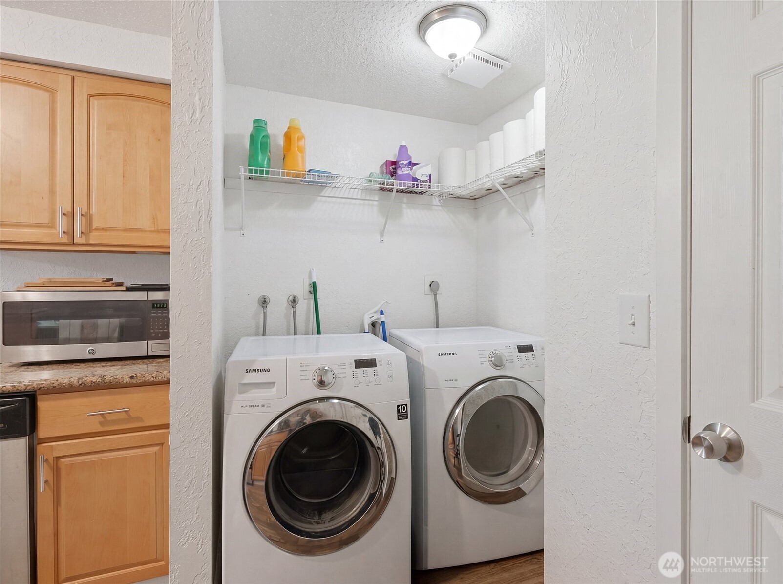 11040 N Skagit Street A & B Property Photo 27
