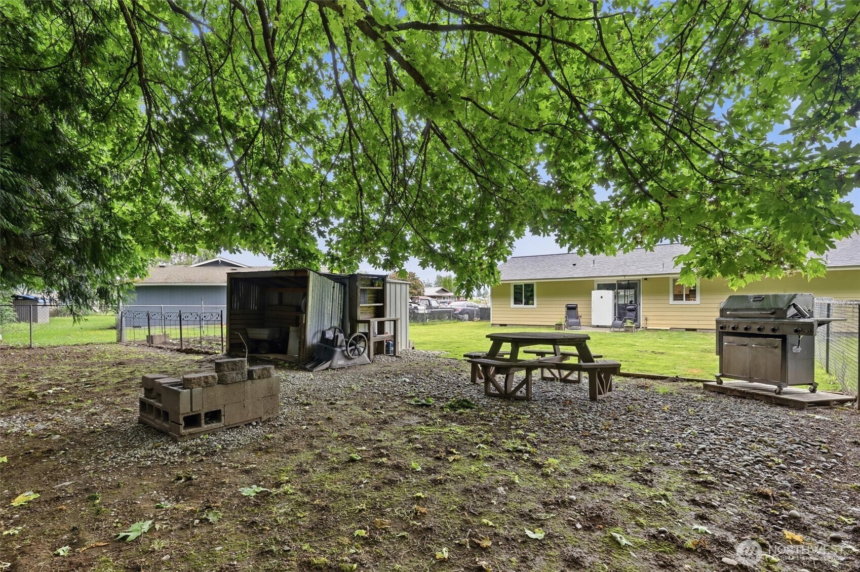 11040 N Skagit Street A & B Property Photo 36