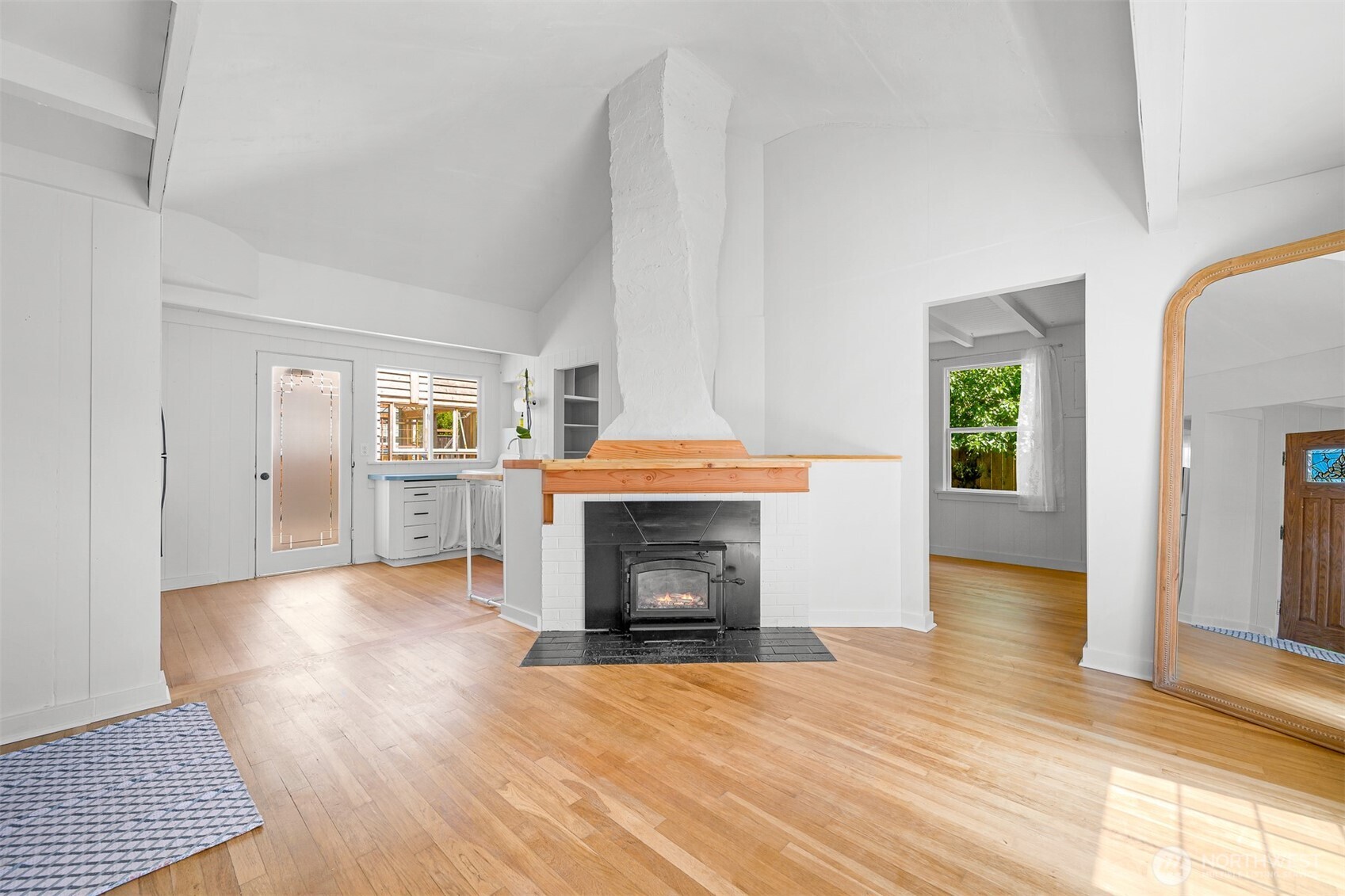 2500 I Street Property Photo 7