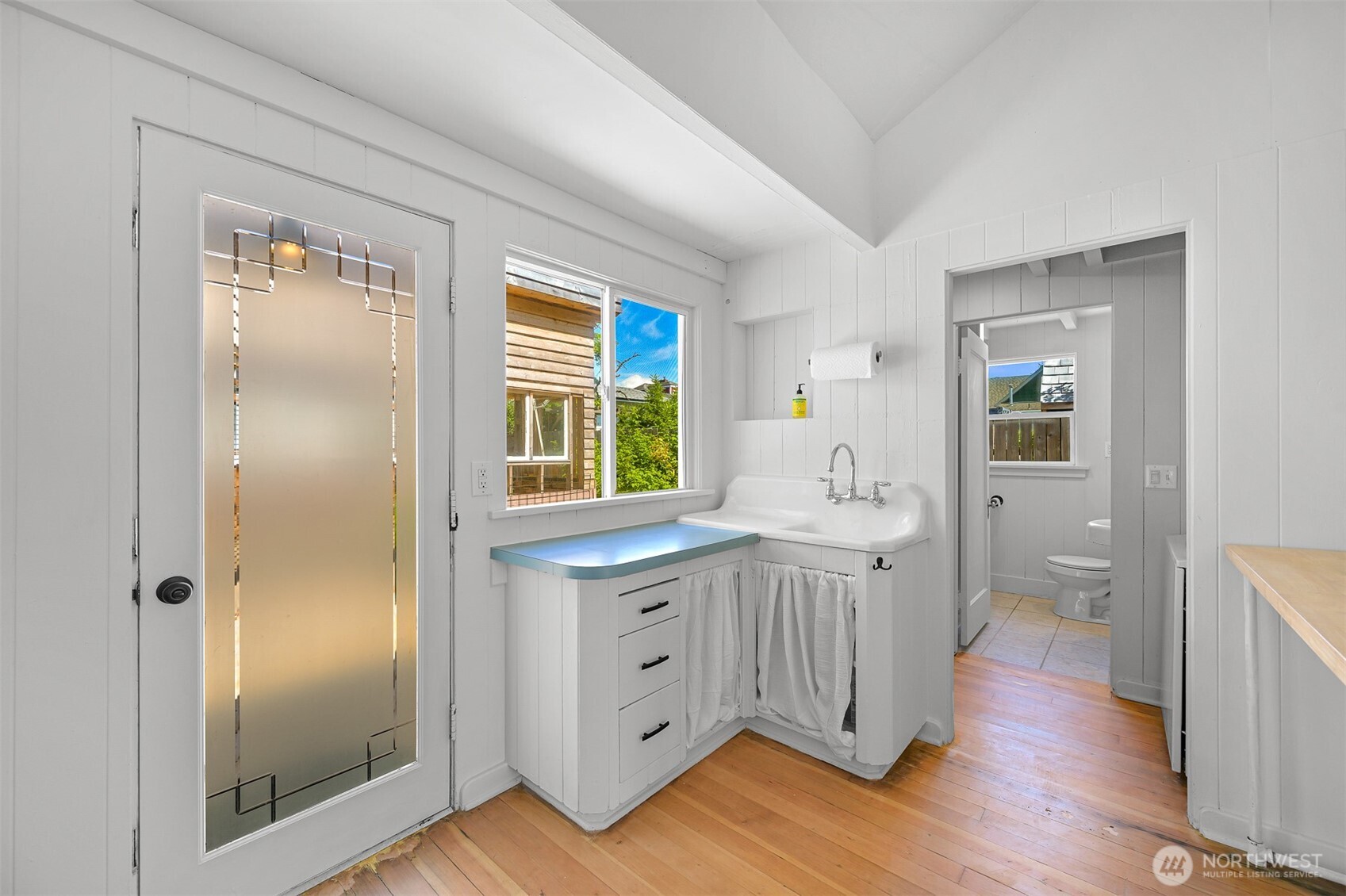 2500 I Street Property Photo 18