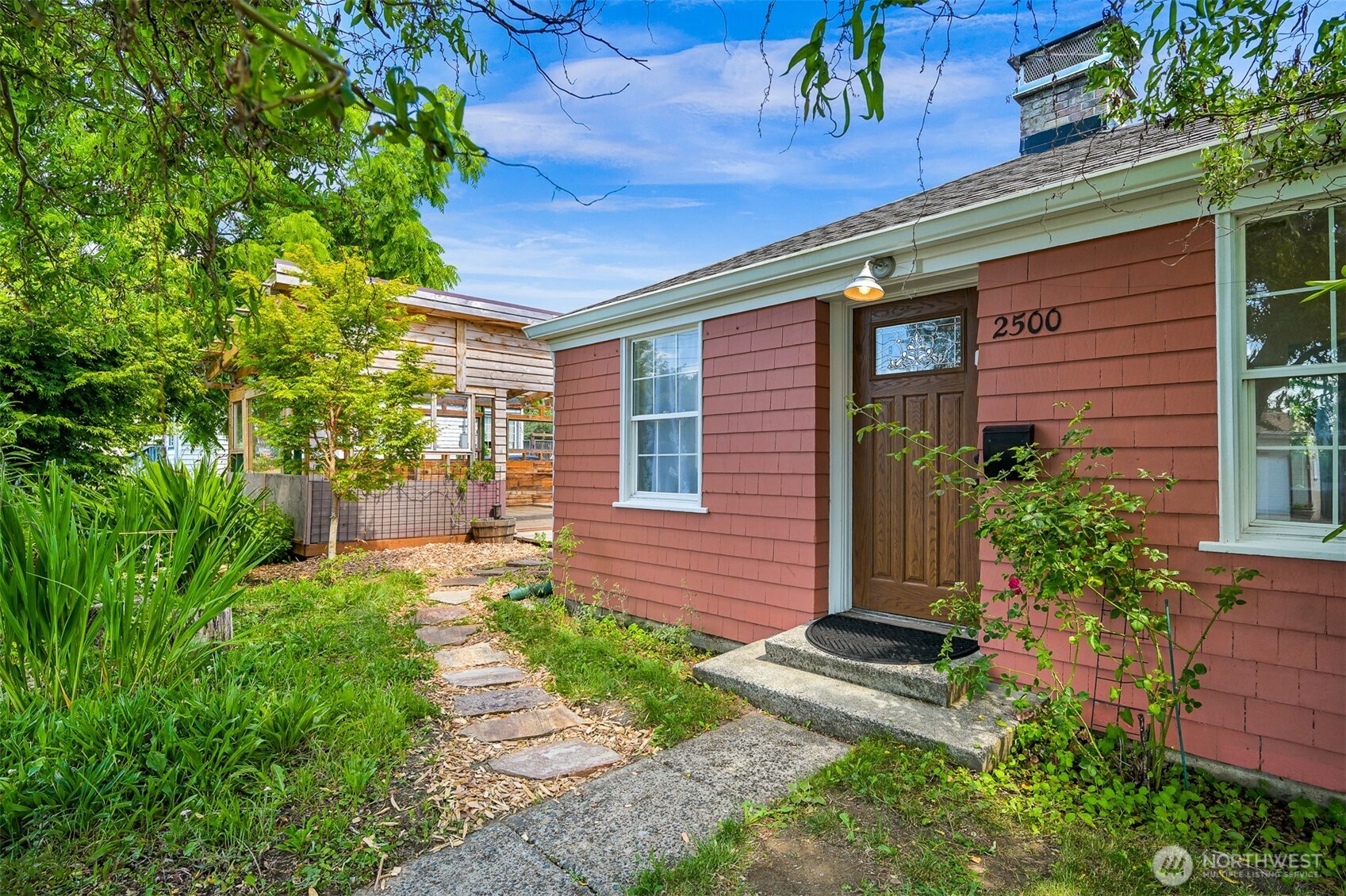 2500 I Street Property Photo 24