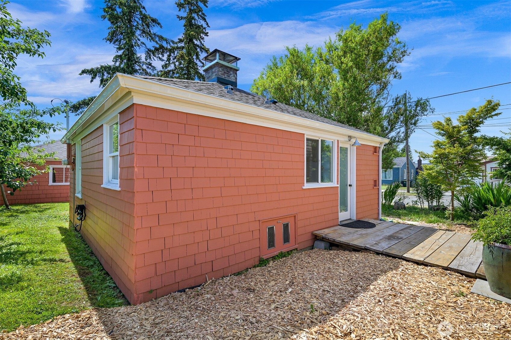 2500 I Street Property Photo 31