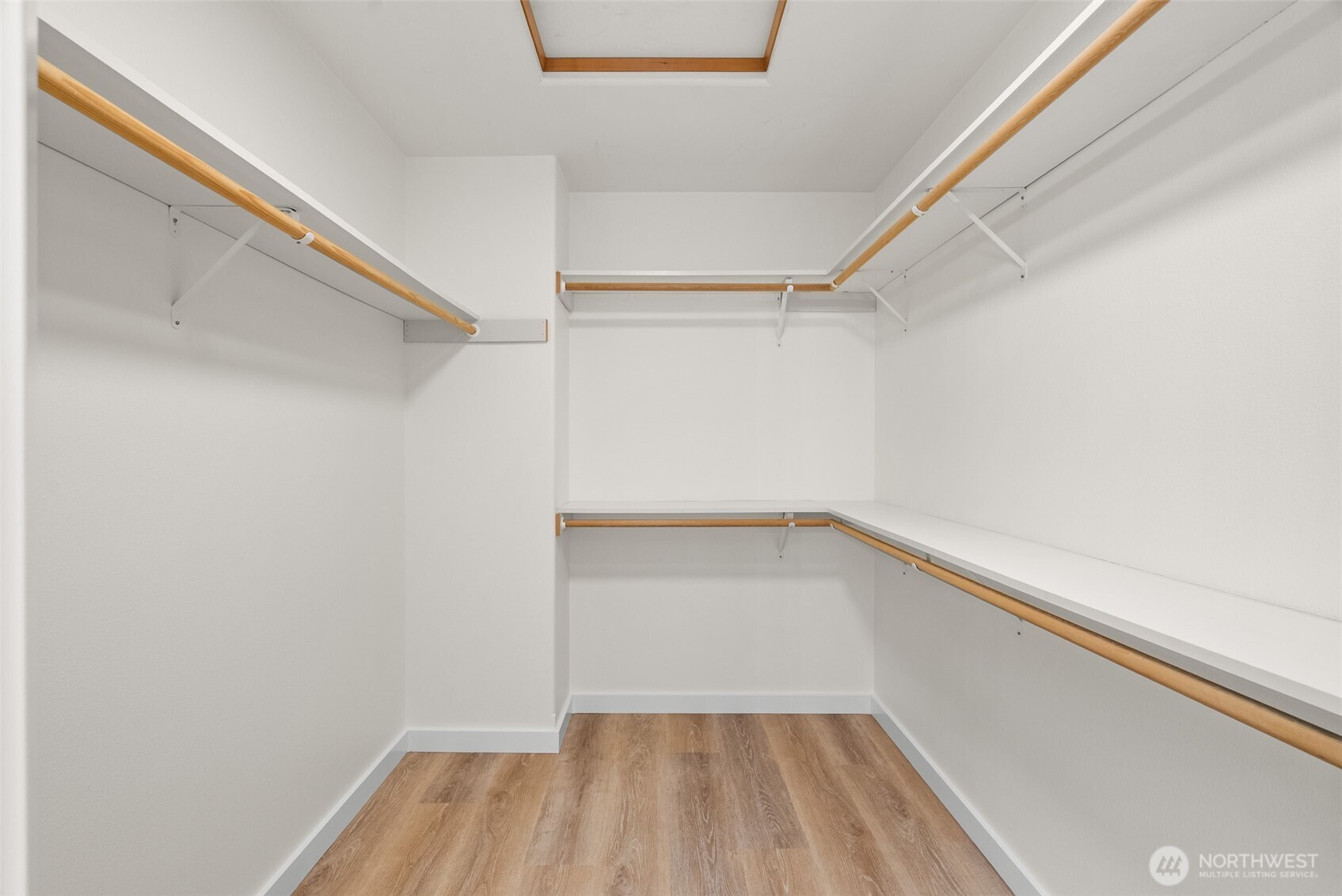 27581 Heavenly Place Property Photo 15