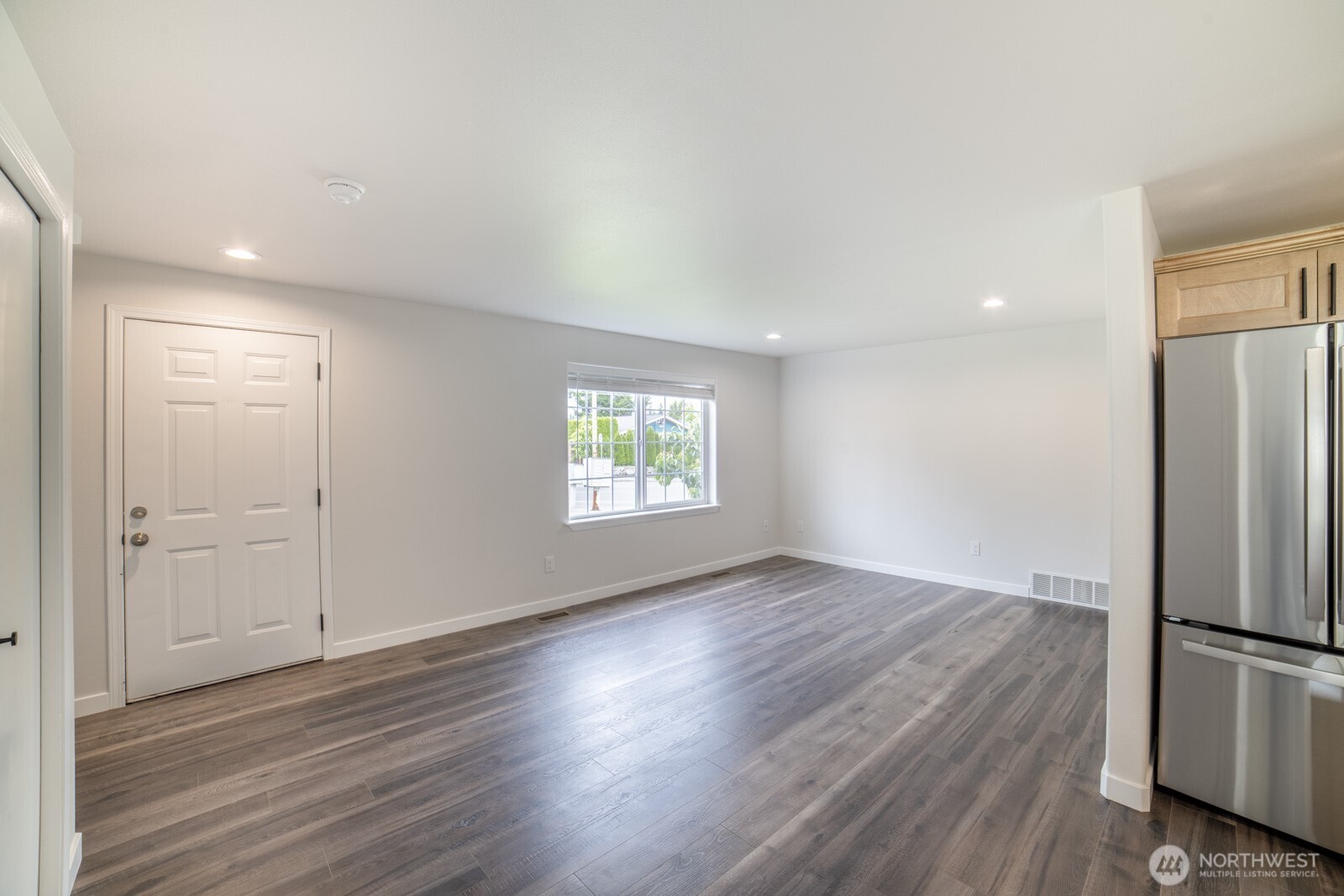 520 N Laventure Road Property Photo 10