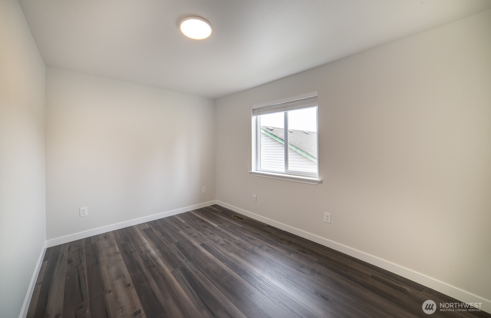 520 N Laventure Road Property Photo 14
