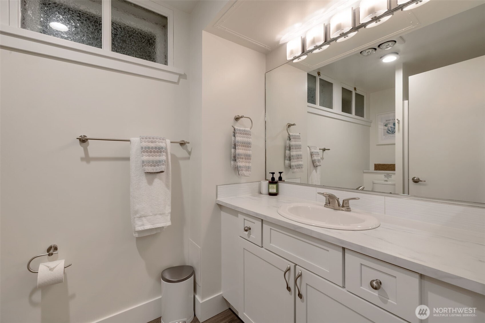 3802 Ne 90th Street Property Photo 21