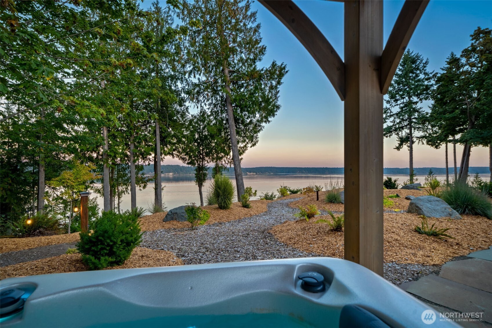 211 E Vineyard Crest Road Property Photo 25